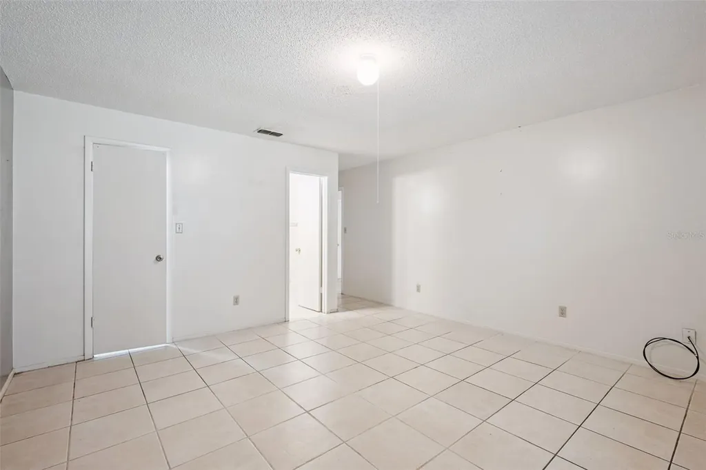 2163 Dill Drive Orlando FL 32837