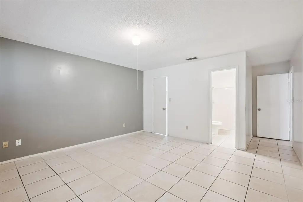2163 Dill Drive Orlando FL 32837