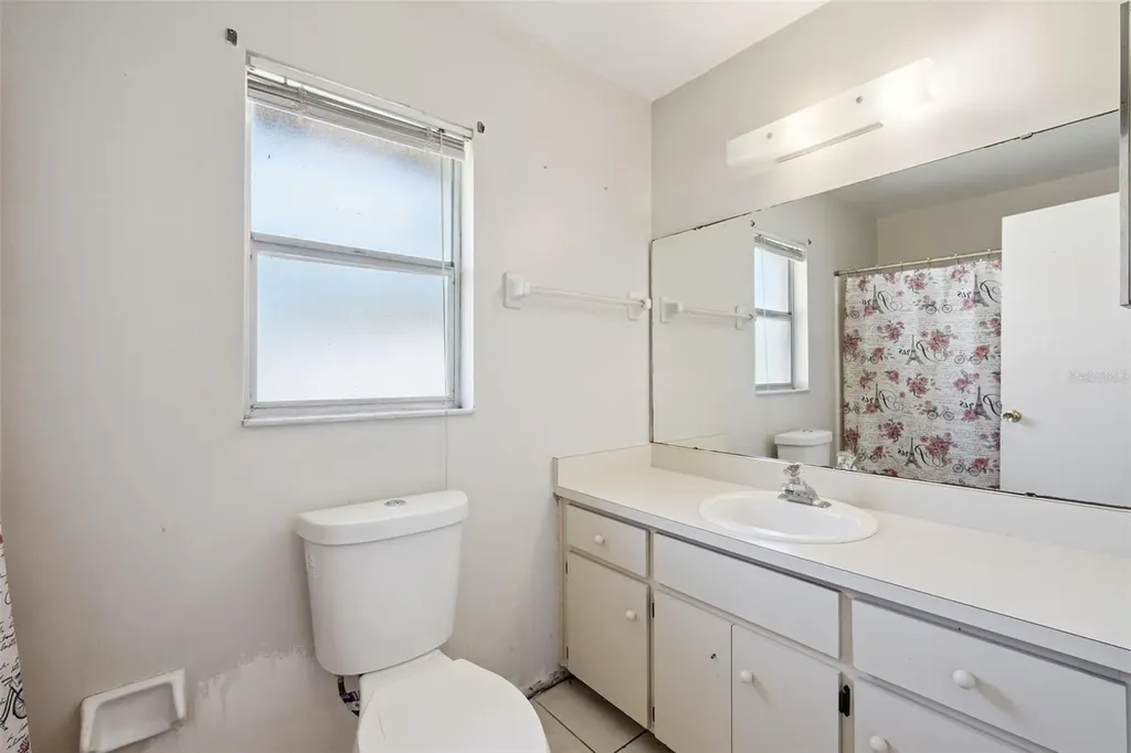 2163 Dill Drive Orlando FL 32837