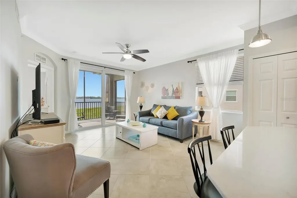 1020 Tidewater Shores Loop Bradenton FL 34208