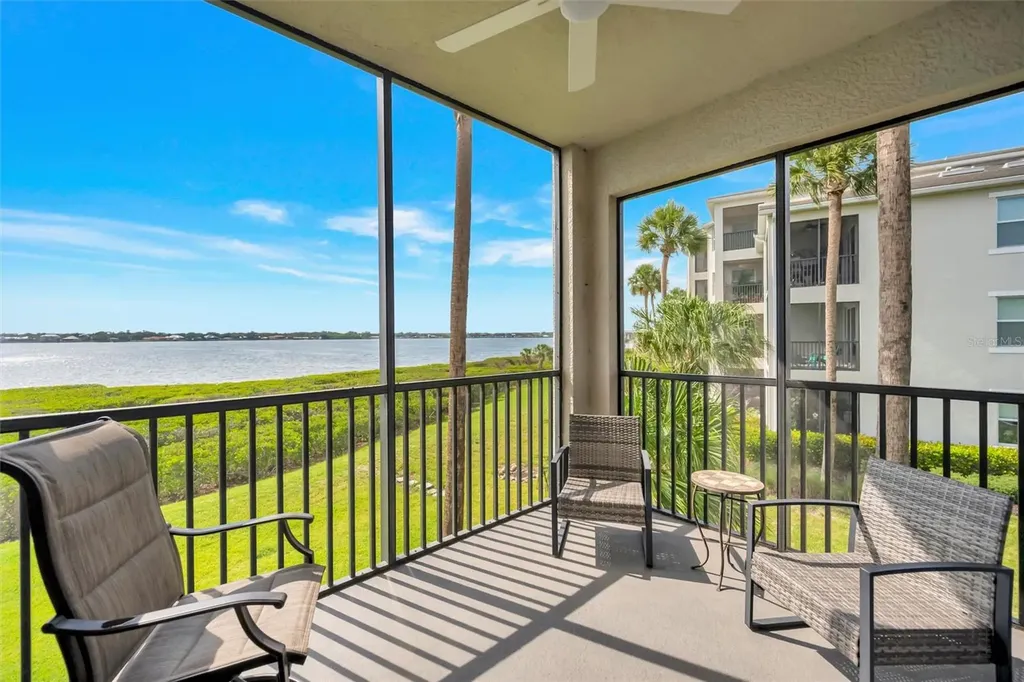 1020 Tidewater Shores Loop Bradenton FL 34208