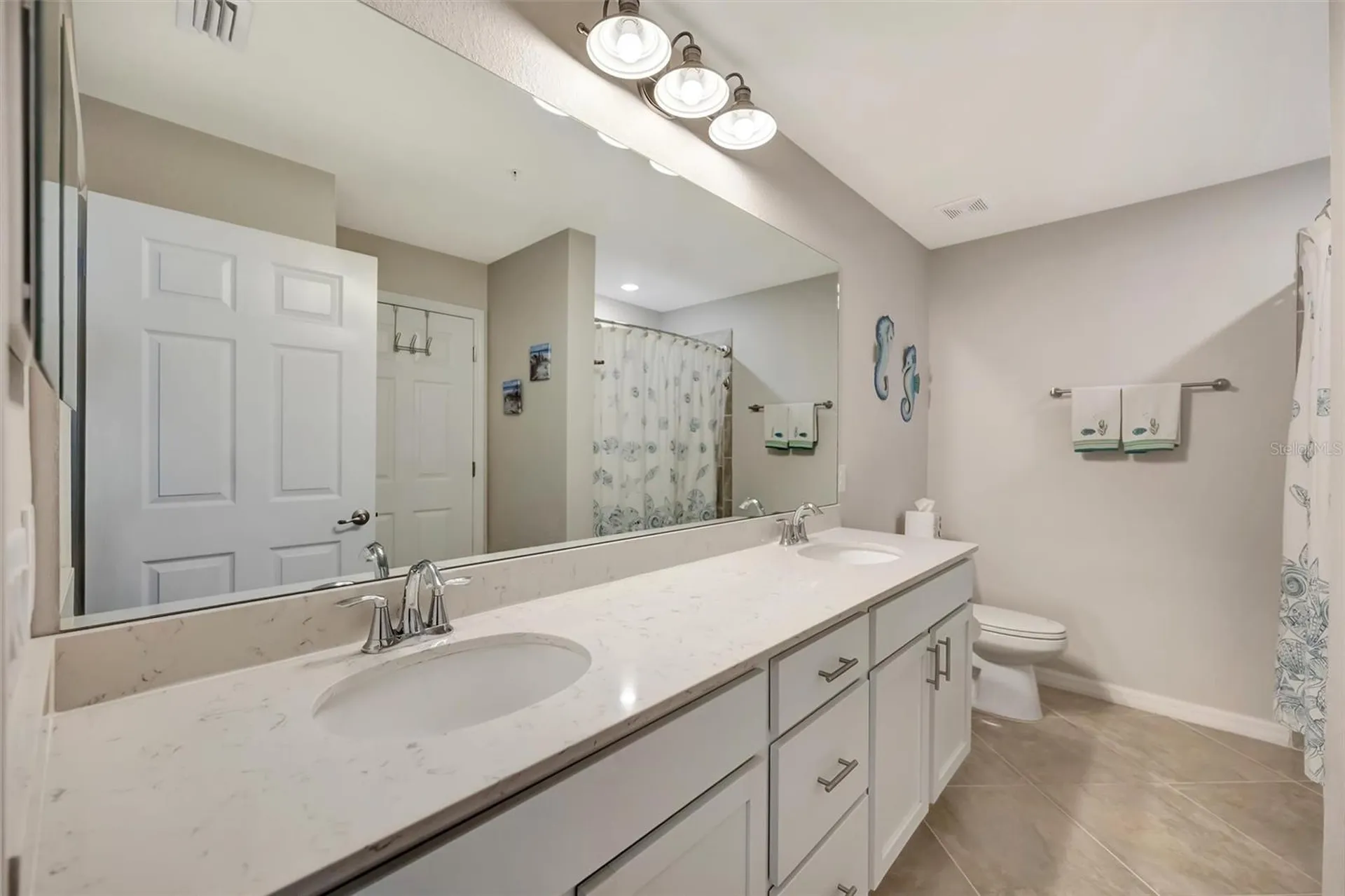 1020 Tidewater Shores Loop Bradenton FL 34208