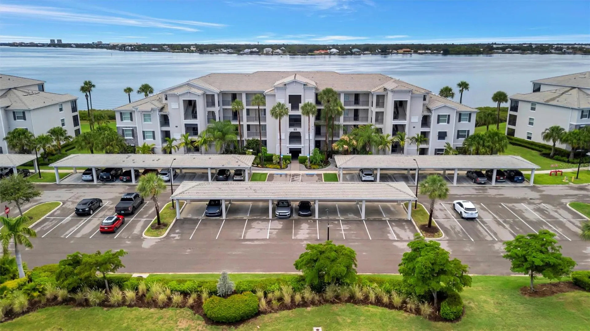 1020 Tidewater Shores Loop Bradenton FL 34208
