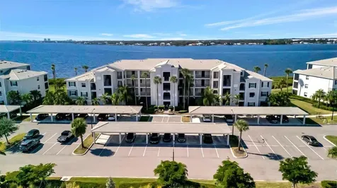 1020 Tidewater Shores Loop Bradenton FL 34208