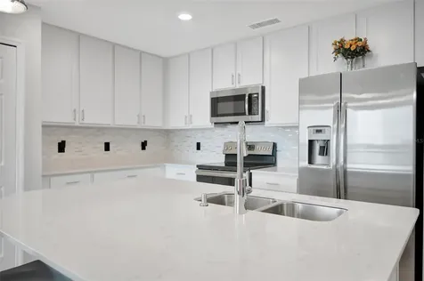 1020 Tidewater Shores Loop Bradenton FL 34208