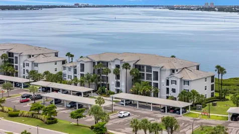 1020 Tidewater Shores Loop Bradenton FL 34208