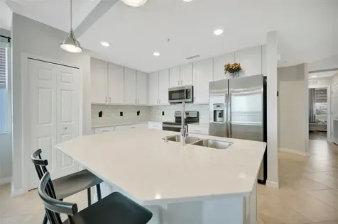1020 Tidewater Shores Loop Bradenton FL 34208