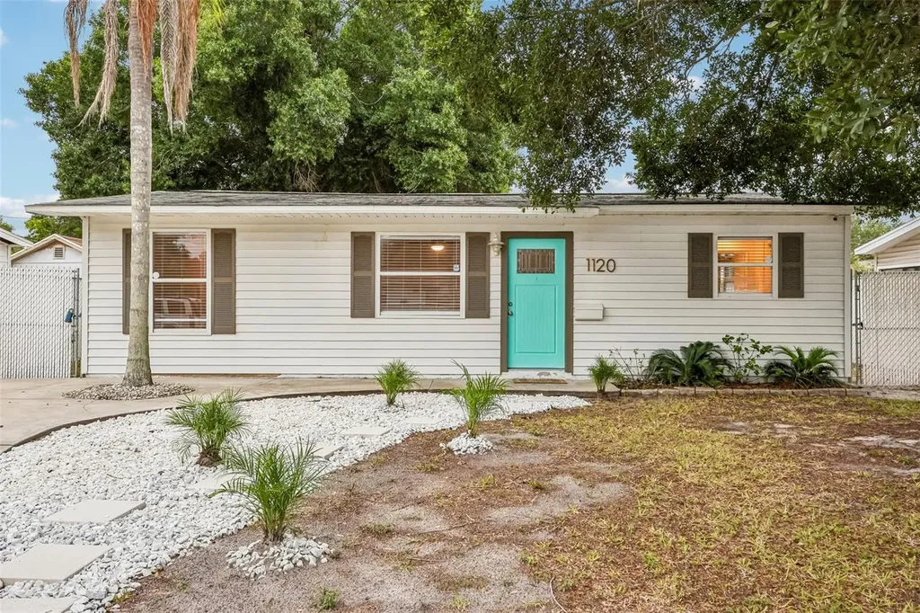 1120 56th Avenue N St Petersburg FL 33703