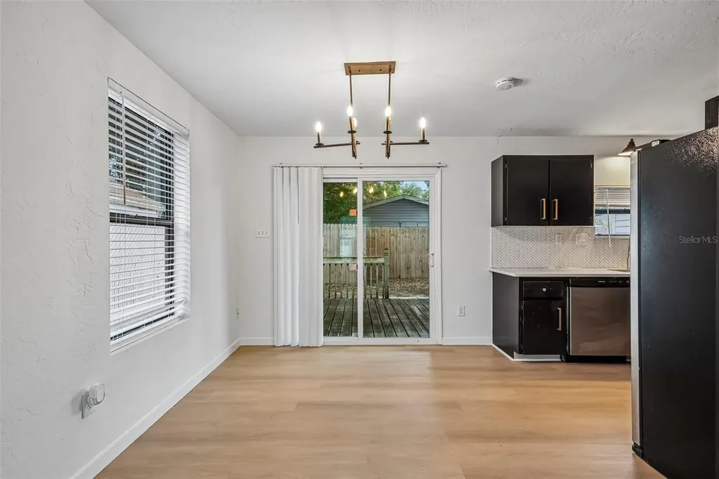 1120 56th Avenue N St Petersburg FL 33703
