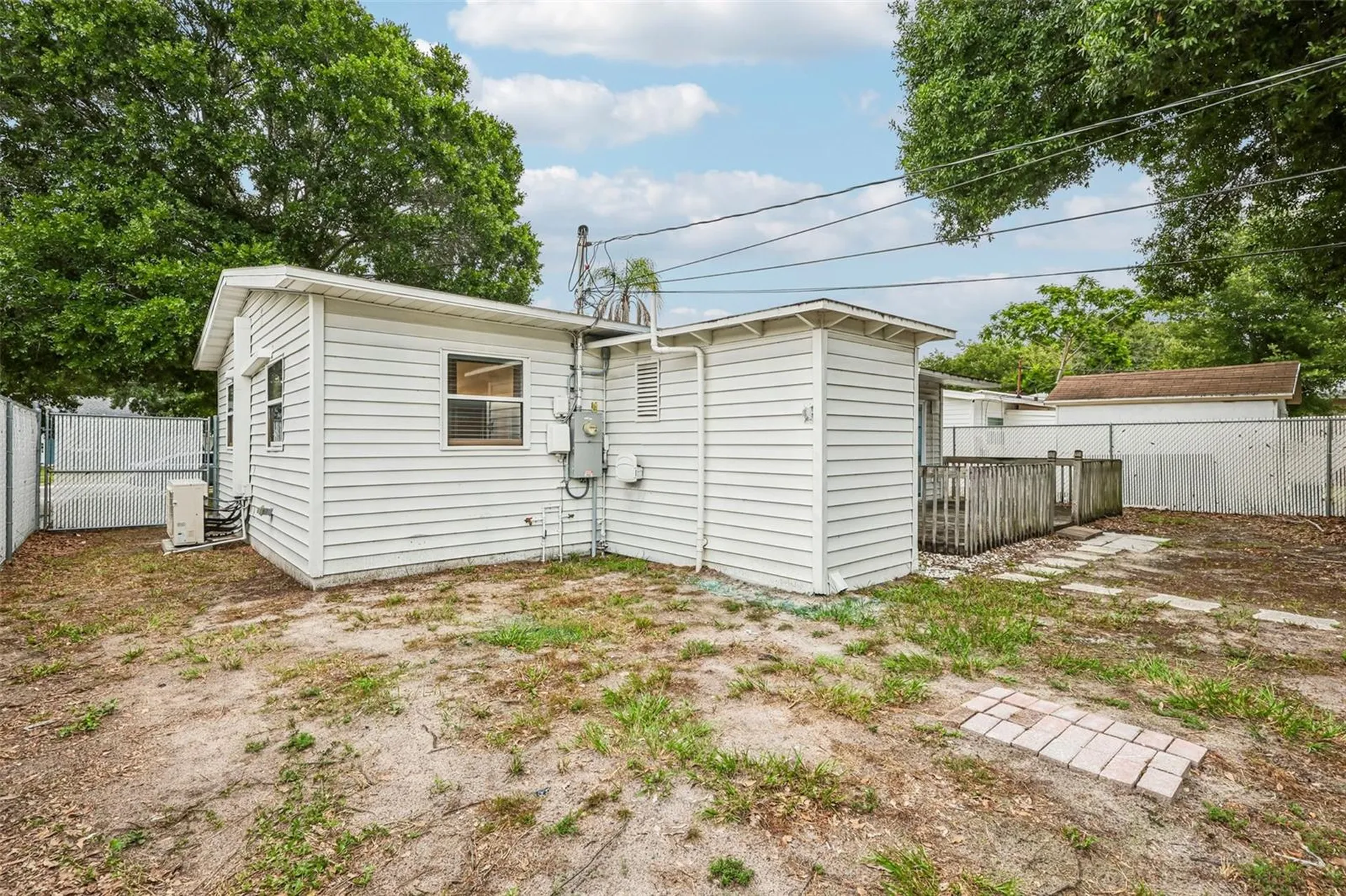 1120 56th Avenue N St Petersburg FL 33703