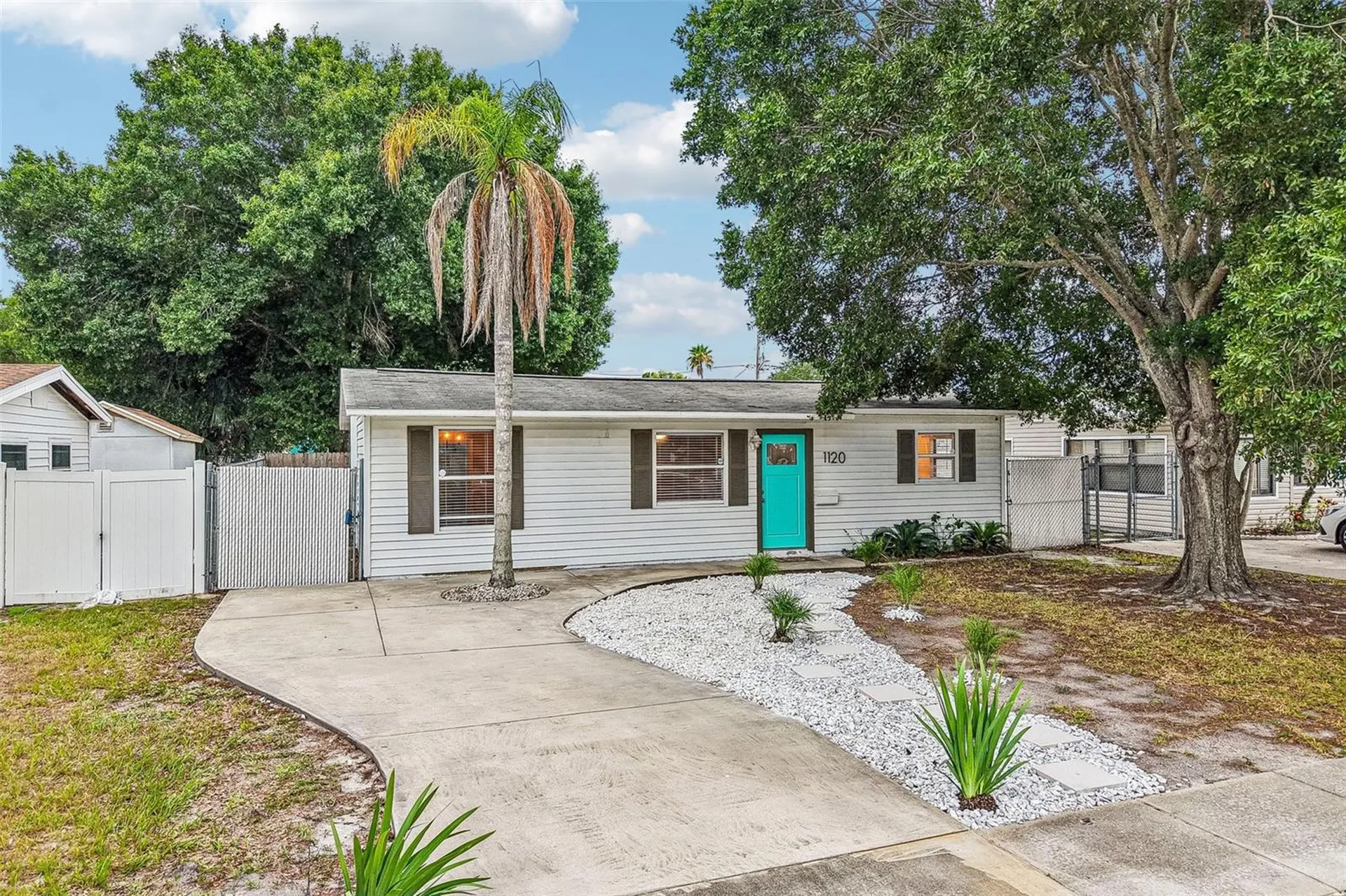 1120 56th Avenue N St Petersburg FL 33703