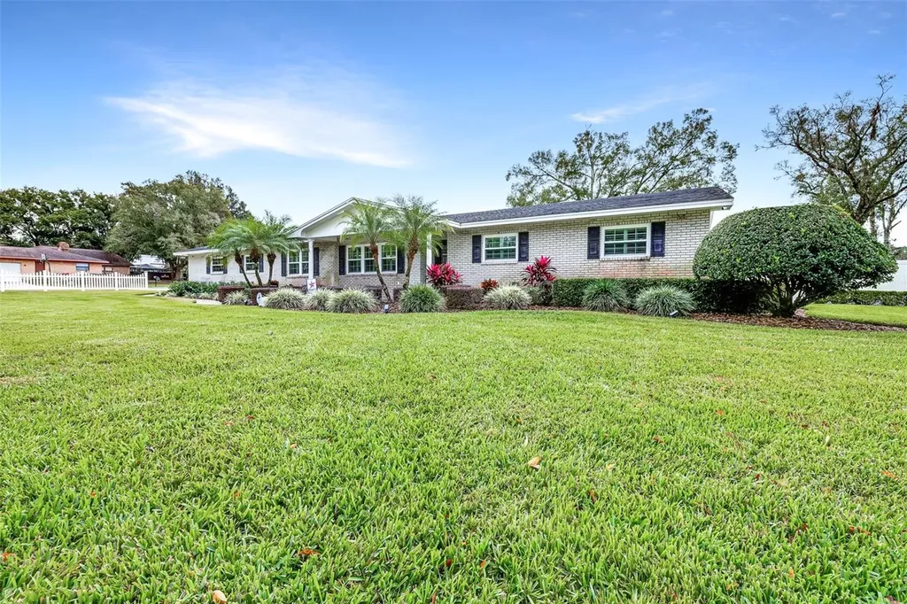 2404 Gibsonia Galloway Road Lakeland FL 33810