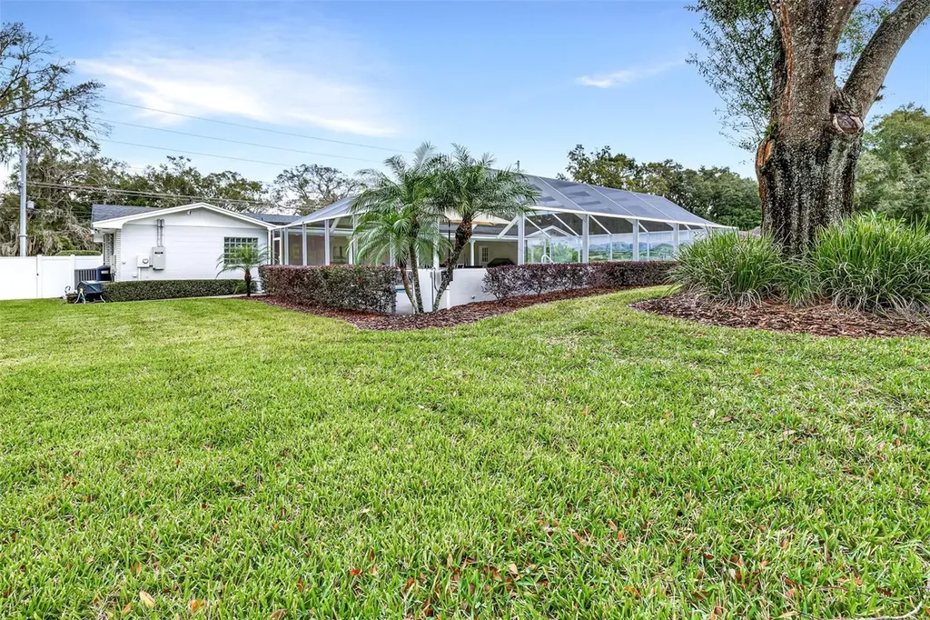 2404 Gibsonia Galloway Road Lakeland FL 33810