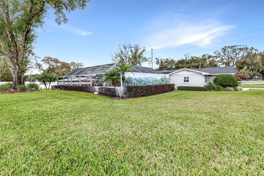 2404 Gibsonia Galloway Road Lakeland FL 33810