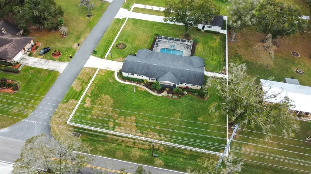 2404 Gibsonia Galloway Road Lakeland FL 33810