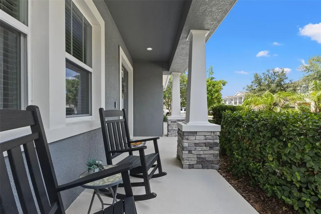 6334 Knob Tree Drive Lithia FL 33547