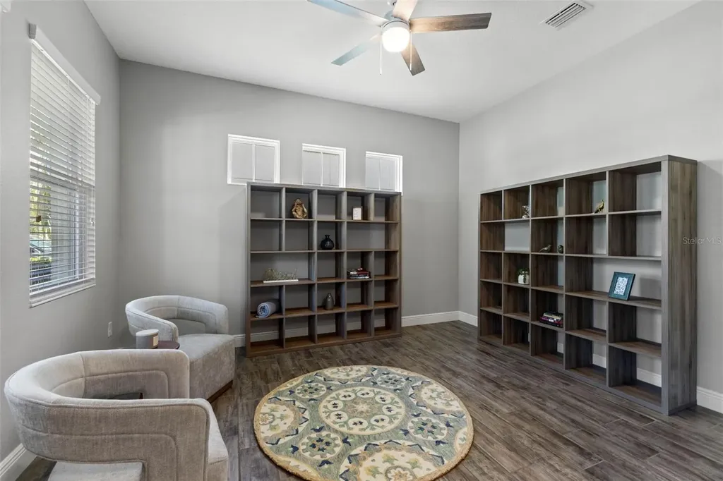 6334 Knob Tree Drive Lithia FL 33547