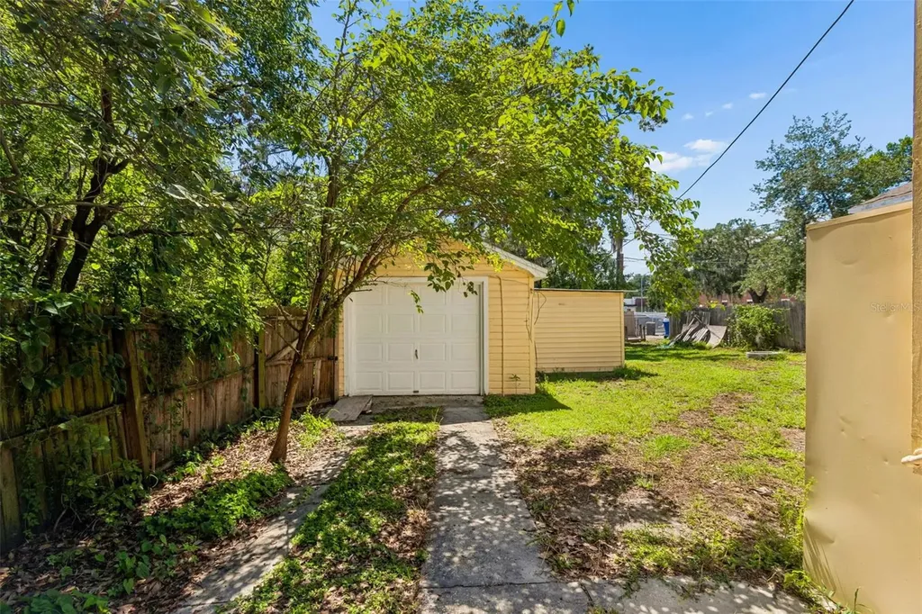 1019 S Tennessee Avenue Lakeland FL 33803