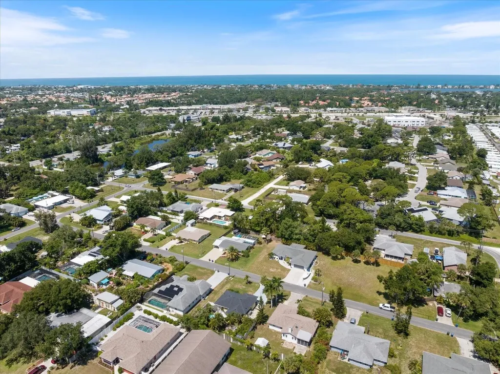 1236 Gayle Avenue Nokomis FL 34275