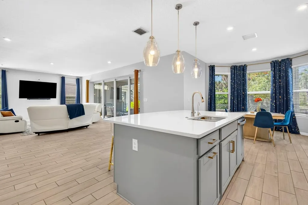 5825 Fieldmoor Court Palmetto FL 34221