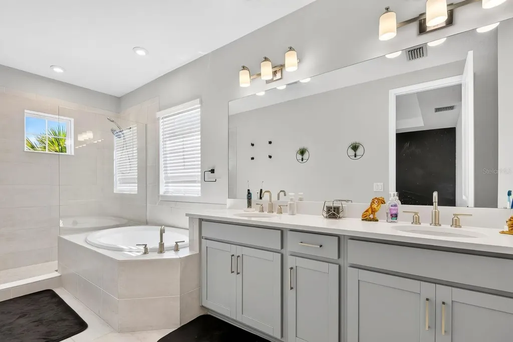 5825 Fieldmoor Court Palmetto FL 34221
