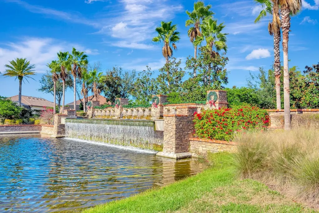 5825 Fieldmoor Court Palmetto FL 34221
