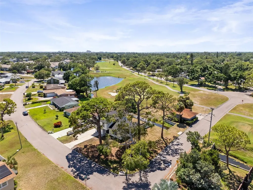 1801 Lakewood Drive S St Petersburg FL 33714