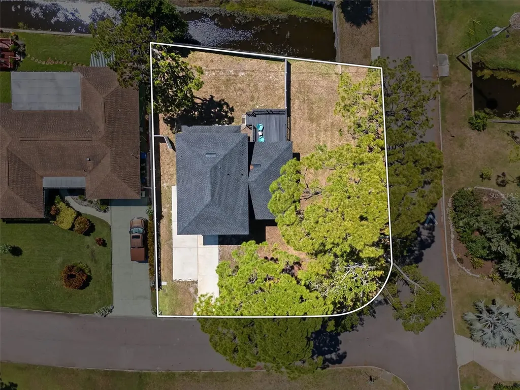 1801 Lakewood Drive S St Petersburg FL 33714