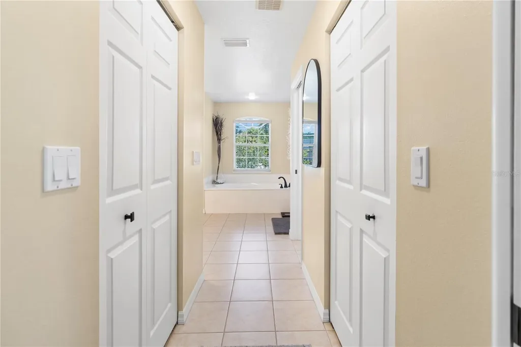 4541 33rd Court E Bradenton FL 34203