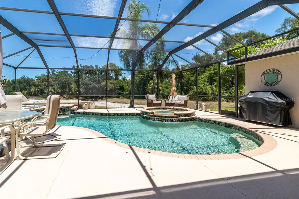 4541 33rd Court E Bradenton FL 34203