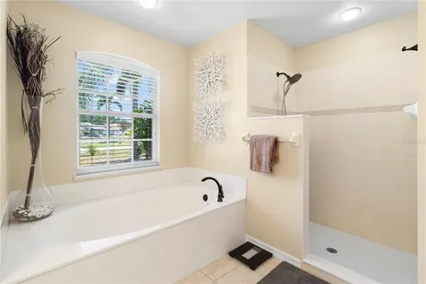 4541 33rd Court E Bradenton FL 34203