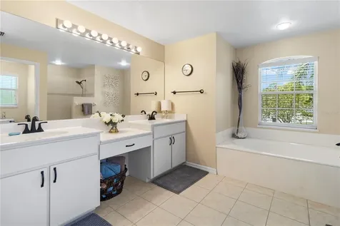 4541 33rd Court E Bradenton FL 34203
