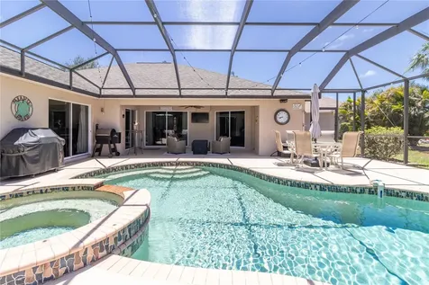 4541 33rd Court E Bradenton FL 34203