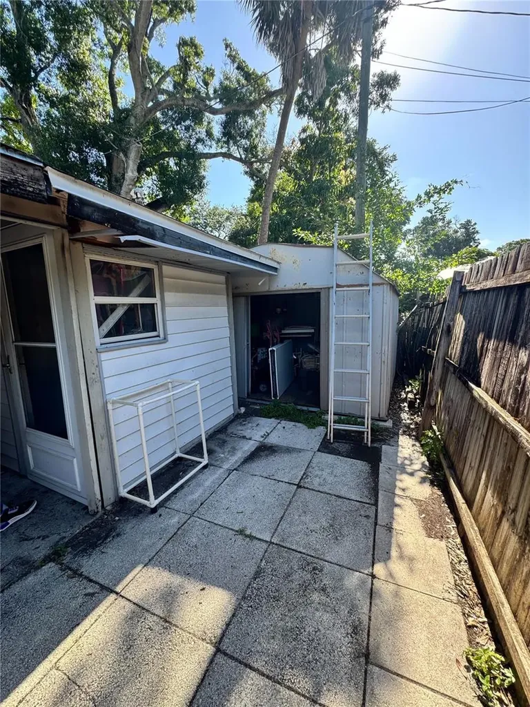 2735 20th Street N St Petersburg FL 33713