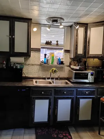 2735 20th Street N St Petersburg FL 33713