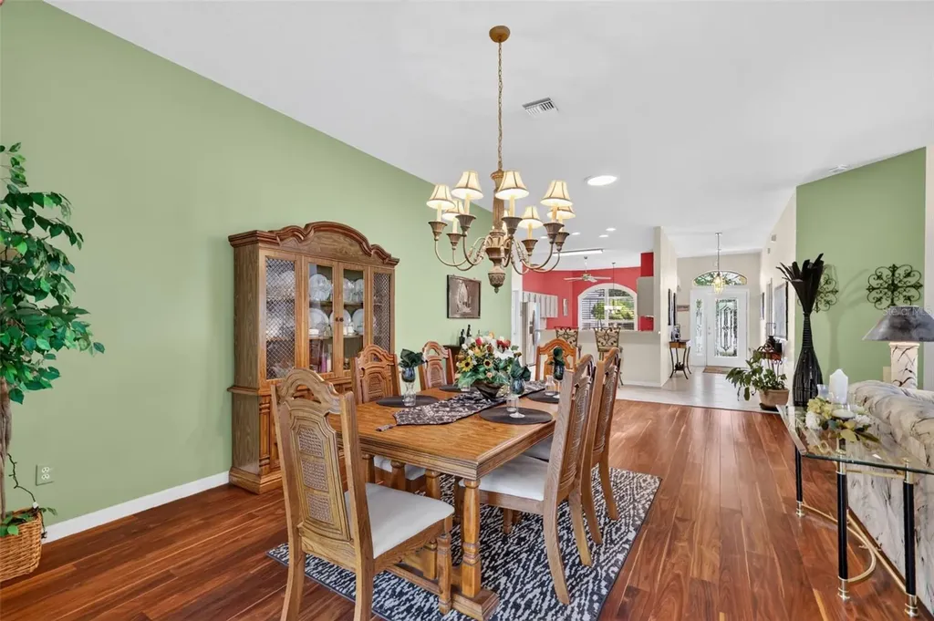542 Loma Paseo Drive The Villages FL 32159