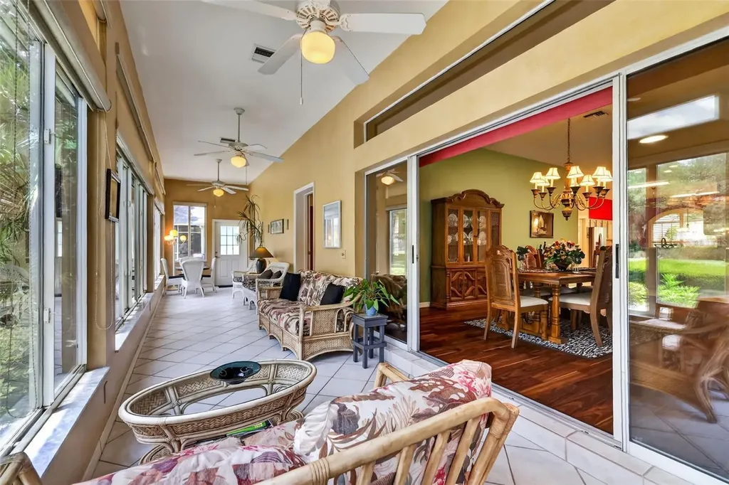 542 Loma Paseo Drive The Villages FL 32159