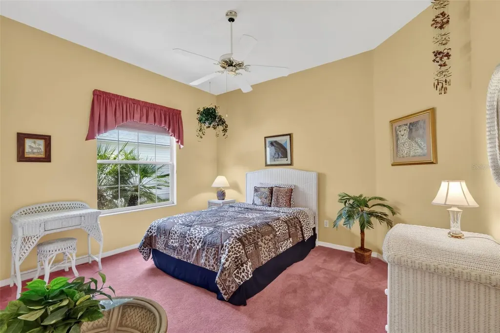 542 Loma Paseo Drive The Villages FL 32159