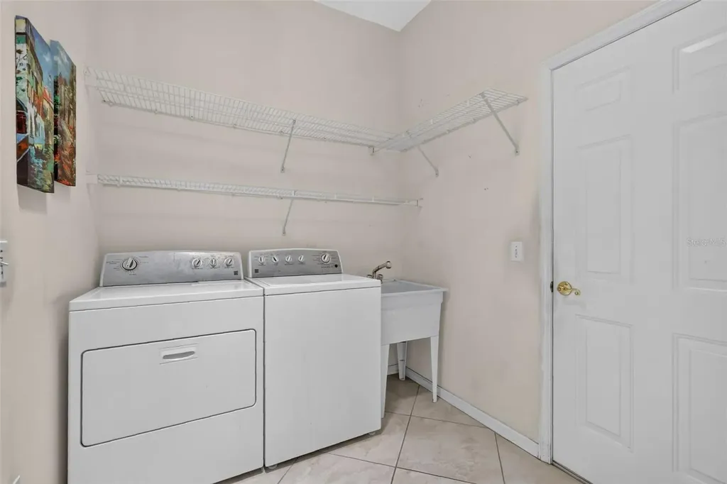 542 Loma Paseo Drive The Villages FL 32159