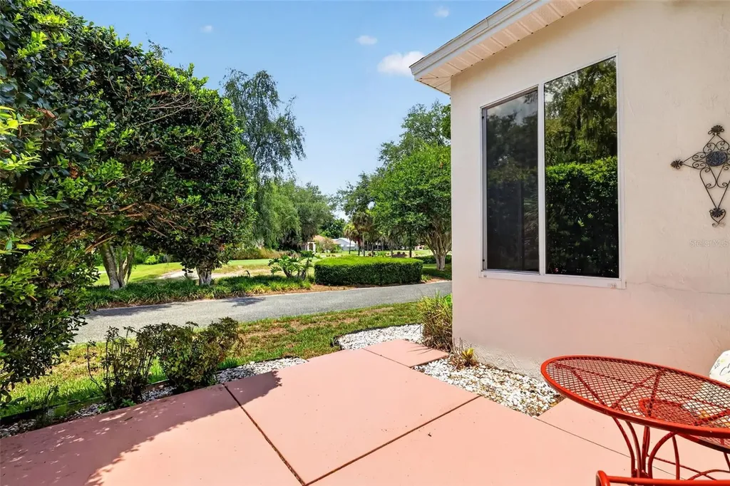 542 Loma Paseo Drive The Villages FL 32159