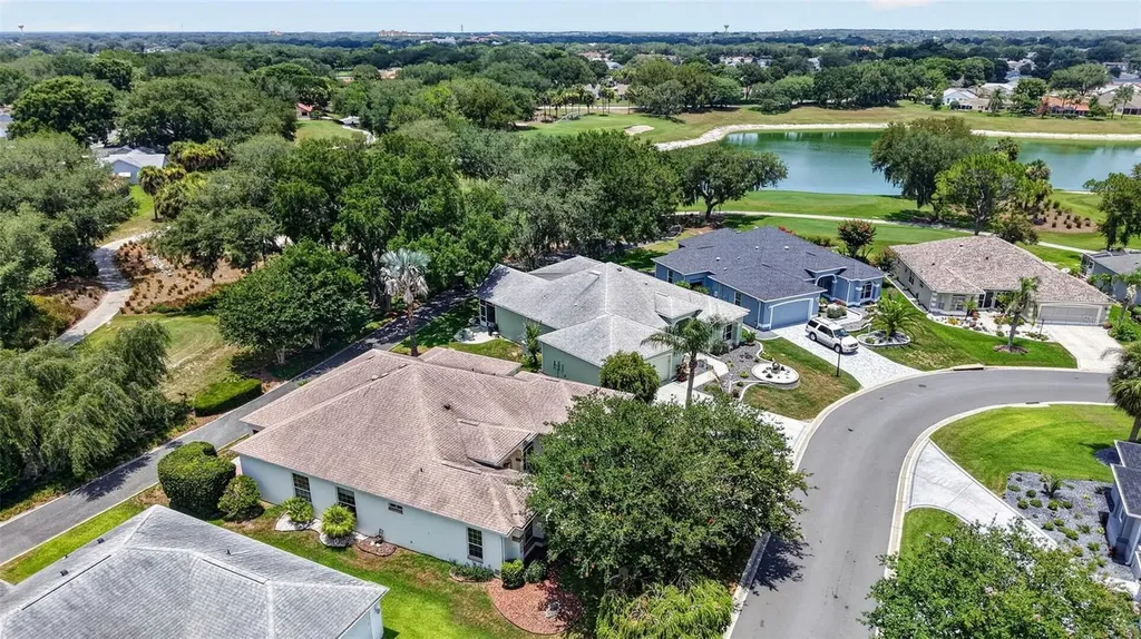 542 Loma Paseo Drive The Villages FL 32159