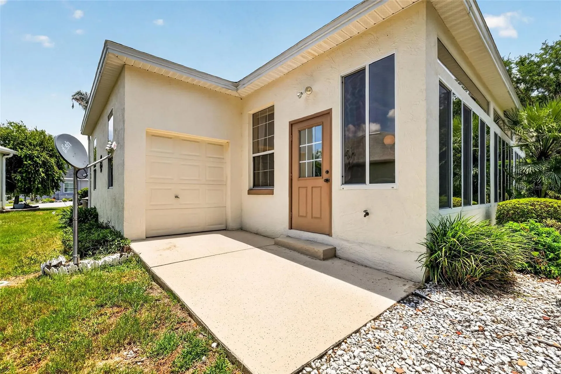 542 Loma Paseo Drive The Villages FL 32159