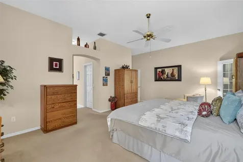 542 Loma Paseo Drive The Villages FL 32159