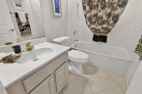 542 Loma Paseo Drive The Villages FL 32159