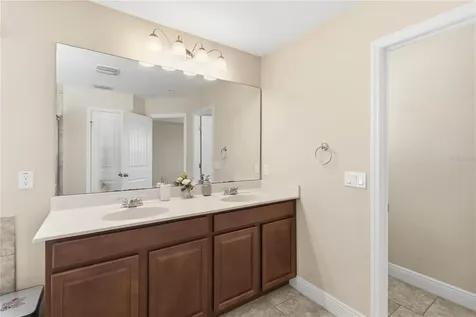 10546 Green Ivy Lane Orlando FL 32832