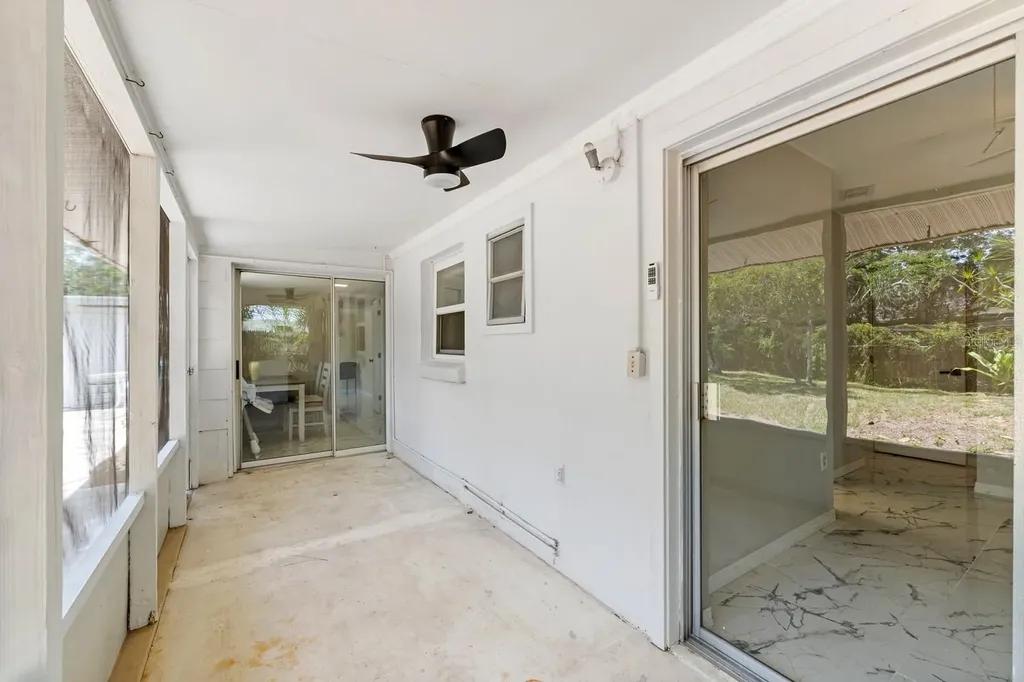 2415 2nd Avenue E Bradenton FL 34208