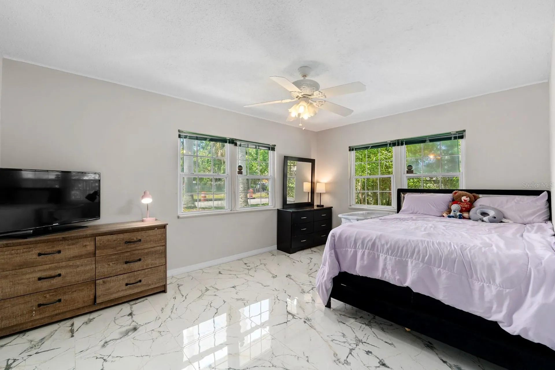 2415 2nd Avenue E Bradenton FL 34208
