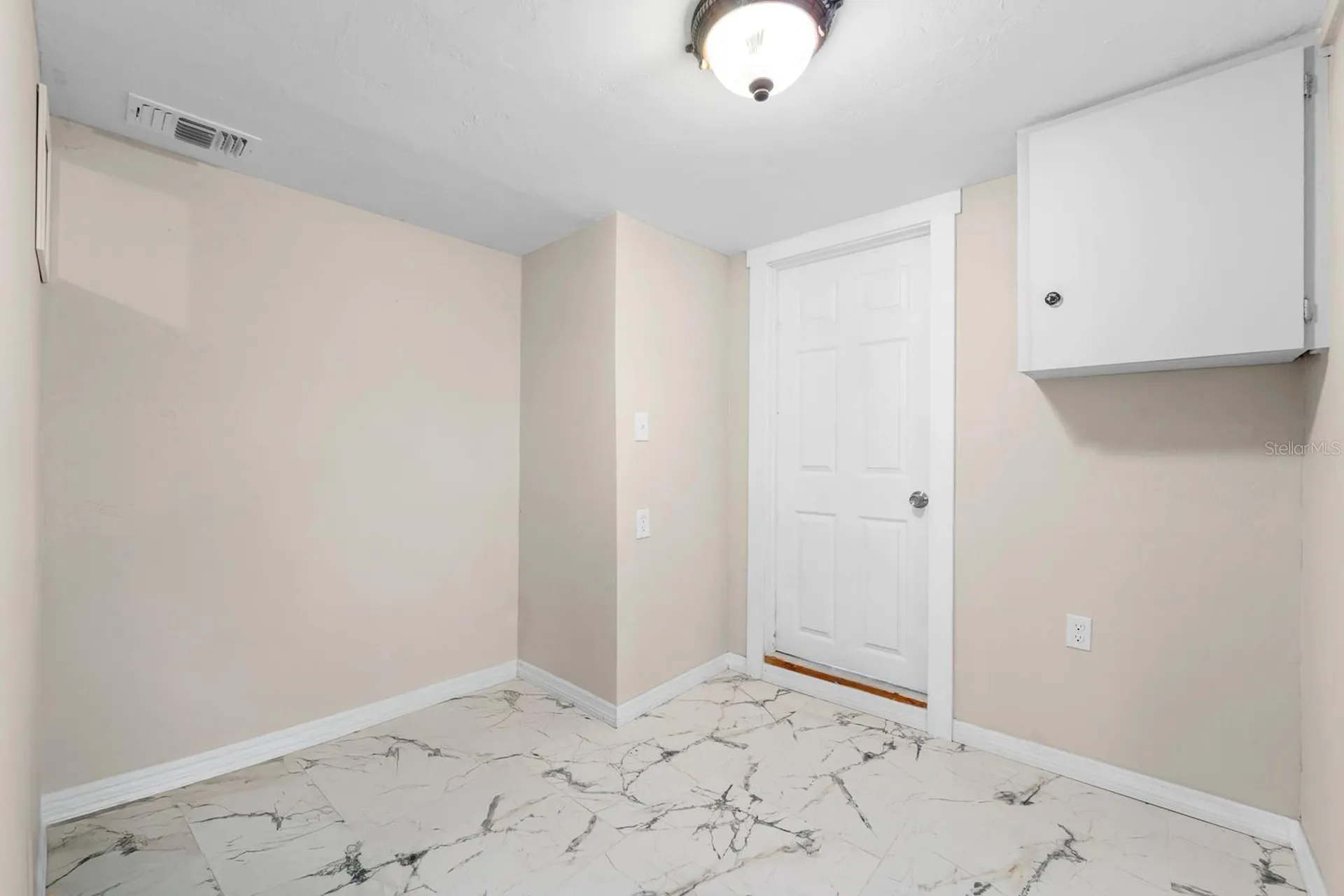2415 2nd Avenue E Bradenton FL 34208