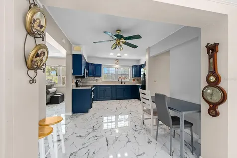 2415 2nd Avenue E Bradenton FL 34208