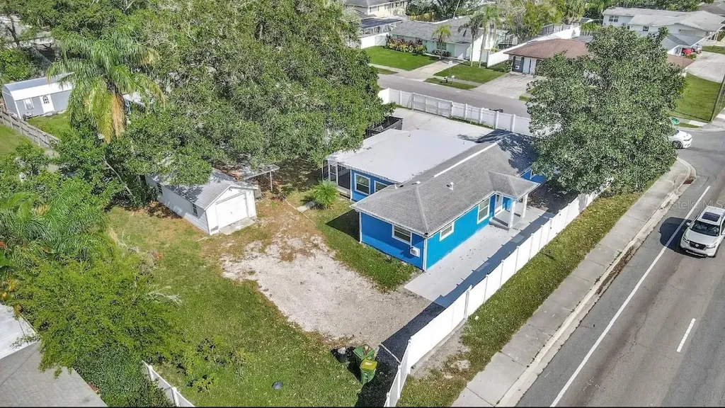 2963 Bahia Vista Street Sarasota FL 34239